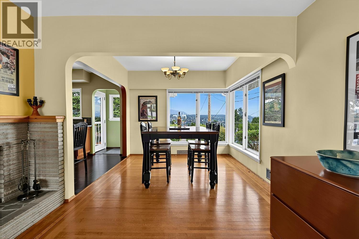 837 Burnaby Street, New Westminster, British Columbia  V3L 4V8 - Photo 6 - R3163840