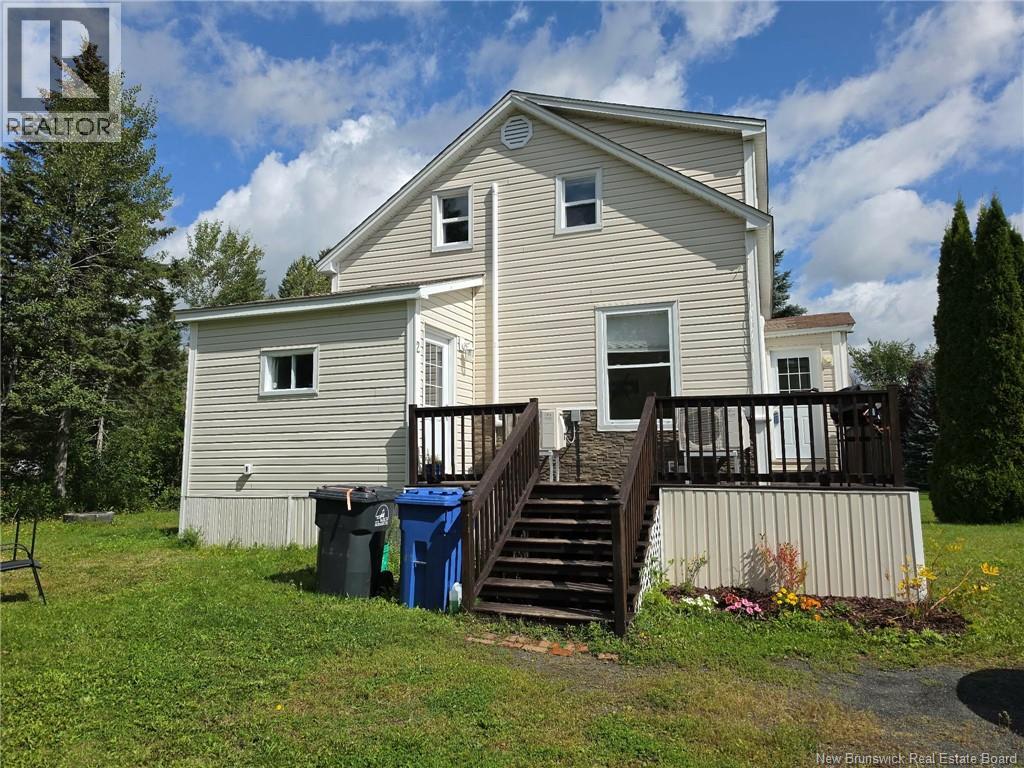 2 Morton Street, Miramichi, New Brunswick  E1V 6V7 - Photo 3 - NB141835