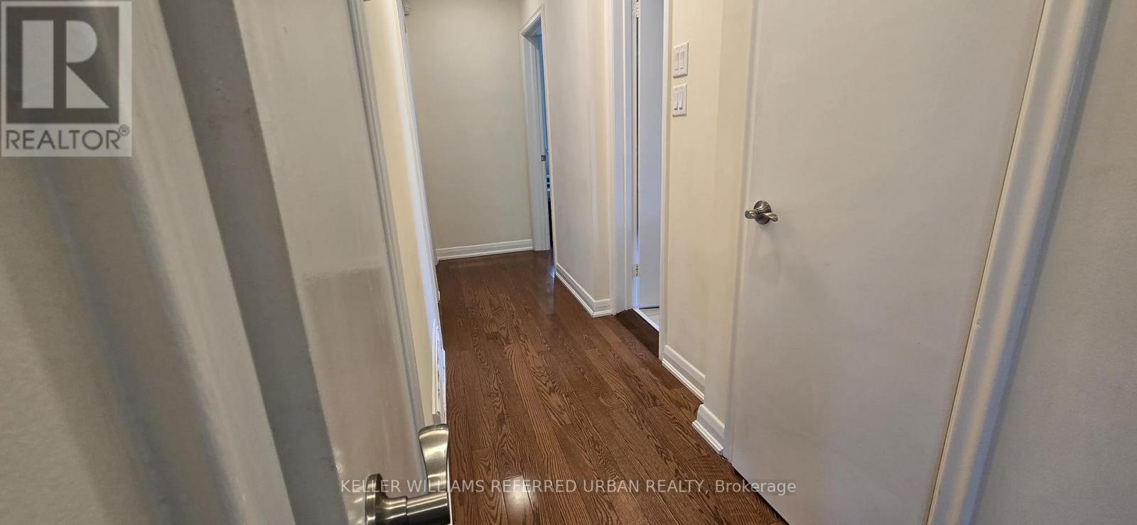 Main - 49 Halkin Crescent, Toronto, Ontario  M4A 1M8 - Photo 14 - C13746252
