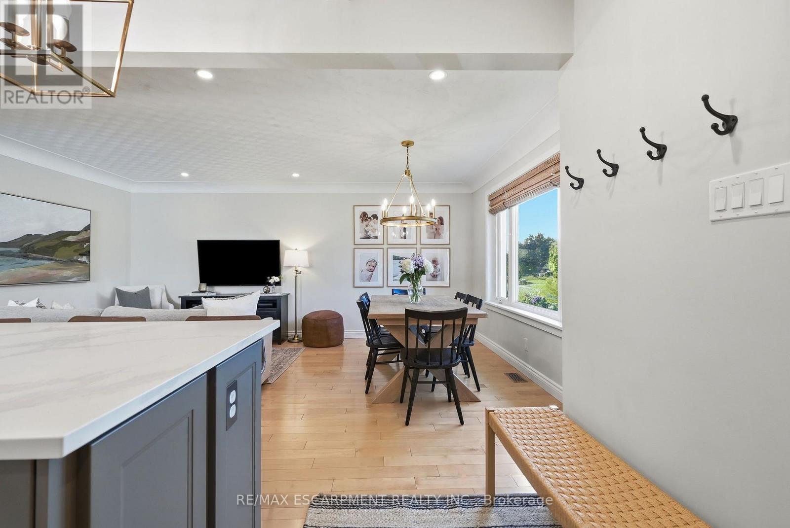 1453 Mountain Grove Avenue, Burlington, Ontario  L7P 2H4 - Photo 10 - W13767884