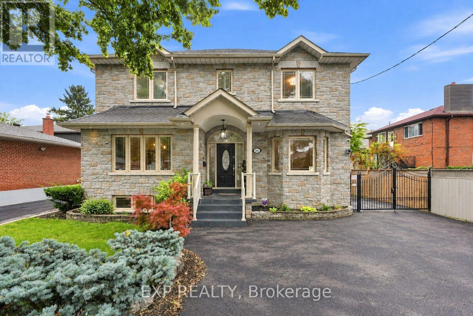 101 CANNON ROAD, Toronto, Ontario