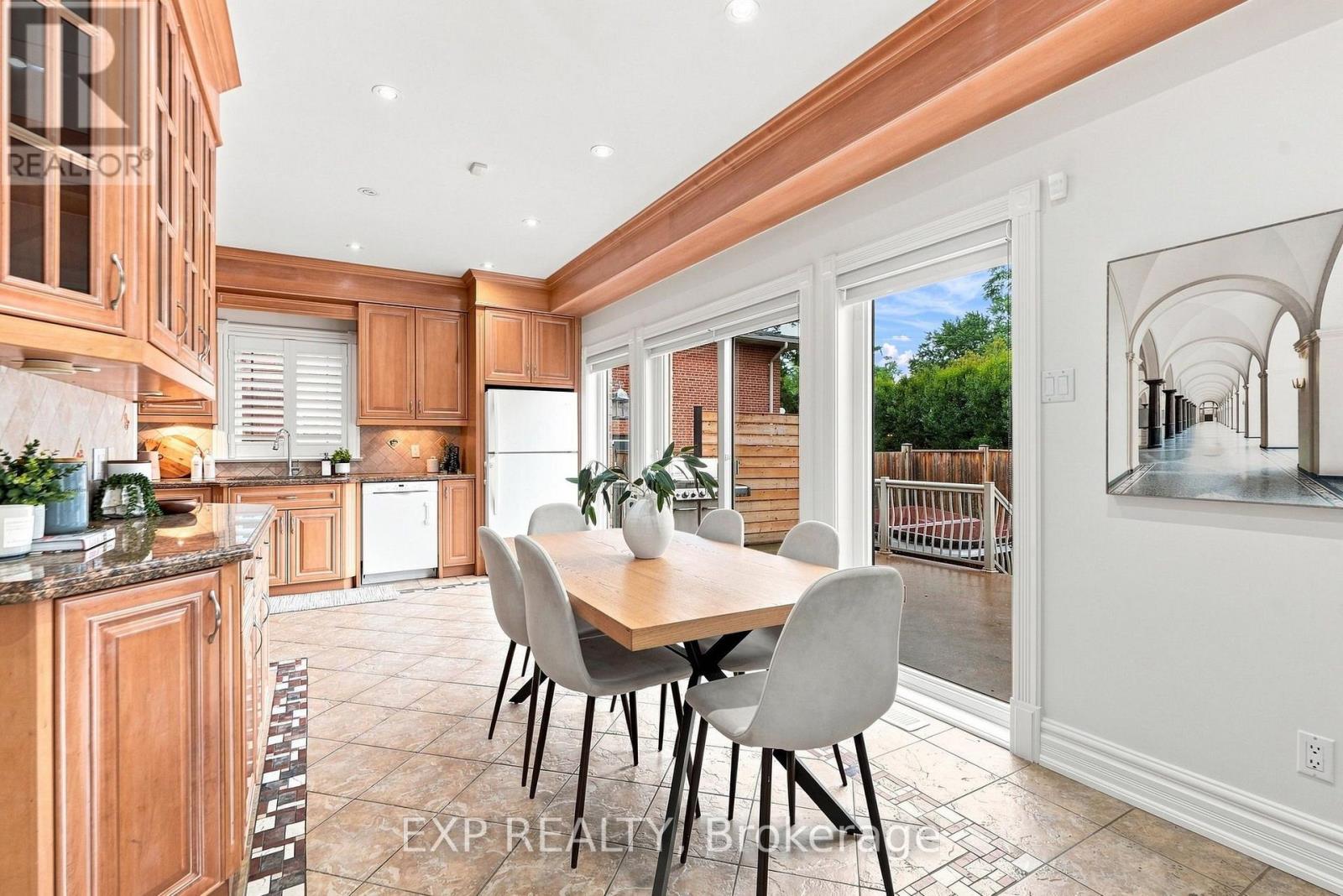 101 Cannon Road, Toronto, Ontario  M8Y 1S2 - Photo 20 - W13767894
