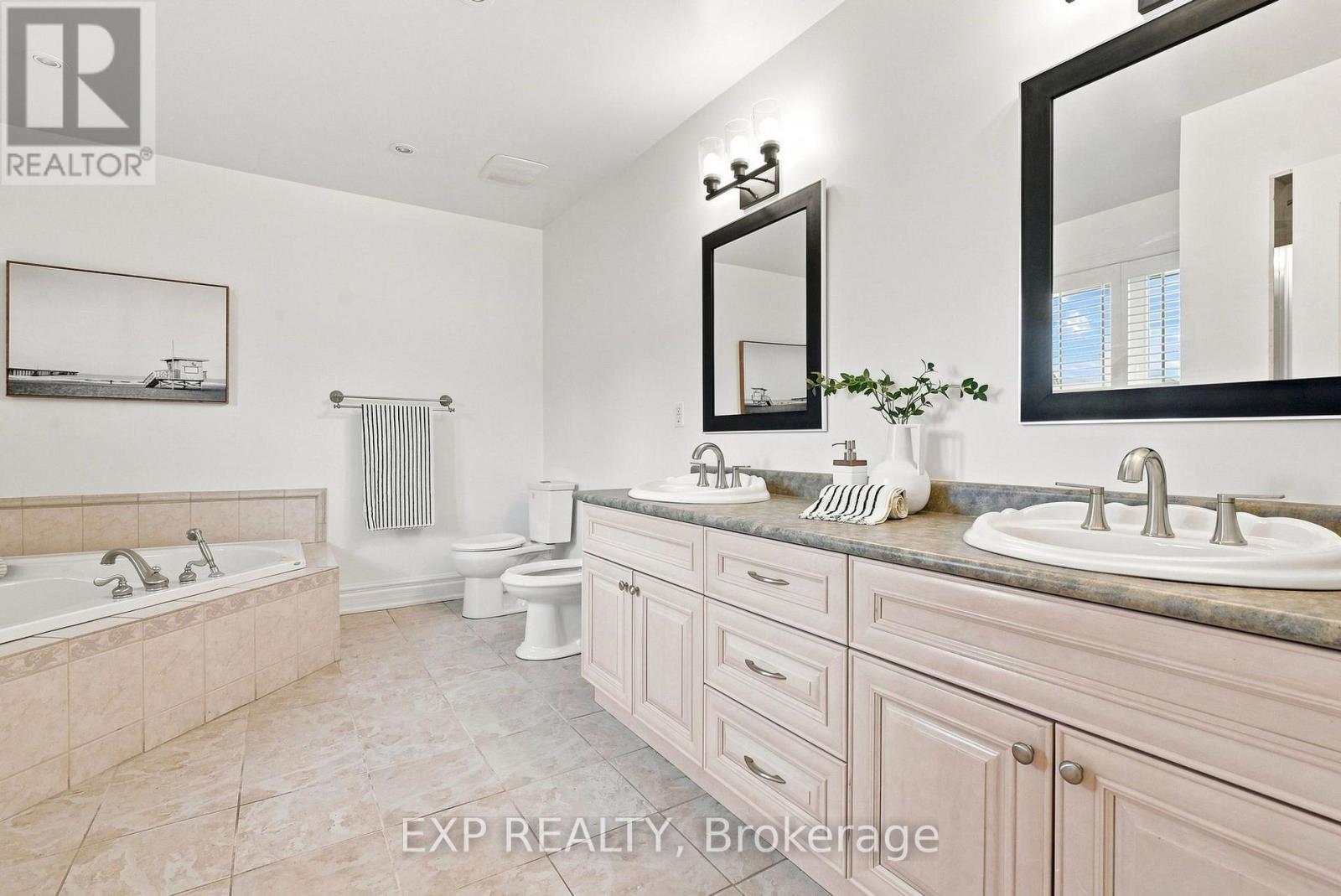 101 Cannon Road, Toronto, Ontario  M8Y 1S2 - Photo 38 - W13767894