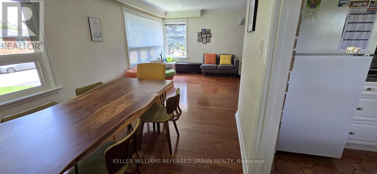 Main - 49 Halkin Crescent, Toronto, Ontario  M4A 1M8 - Photo 10 - C13746252