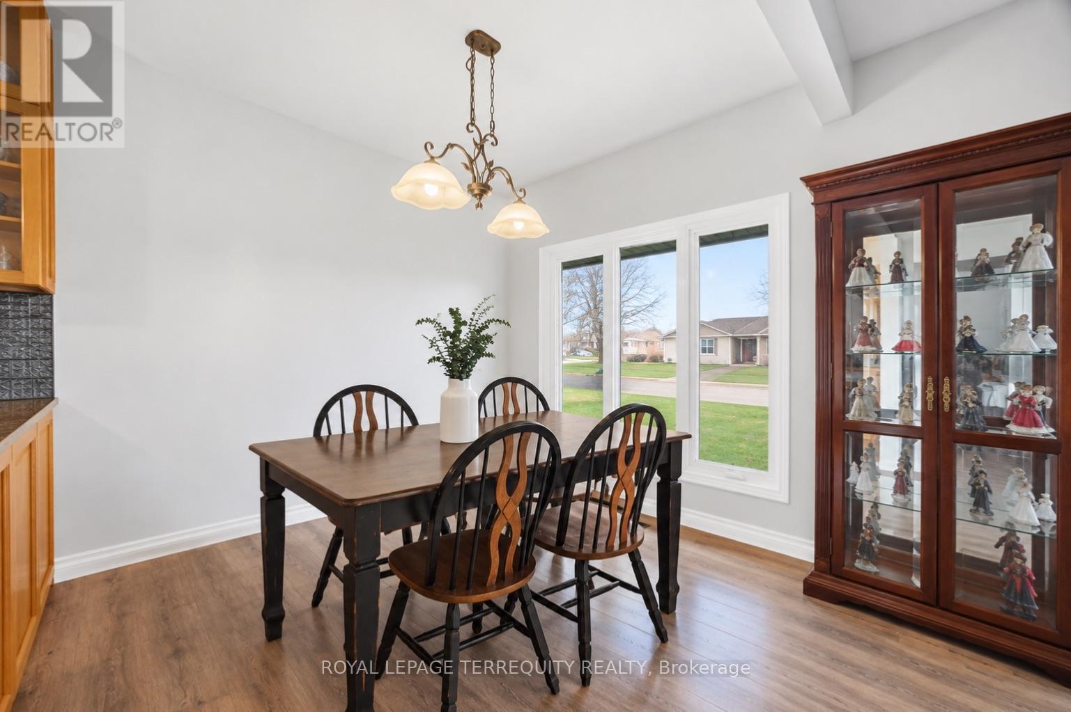 971 Oklahoma Drive, Pickering, Ontario  L1W 2H8 - Photo 14 - E13706292