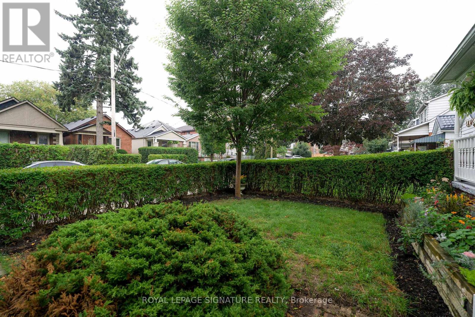 14 Sutherland Avenue, Toronto, Ontario  M4C 1R9 - Photo 20 - E13767134
