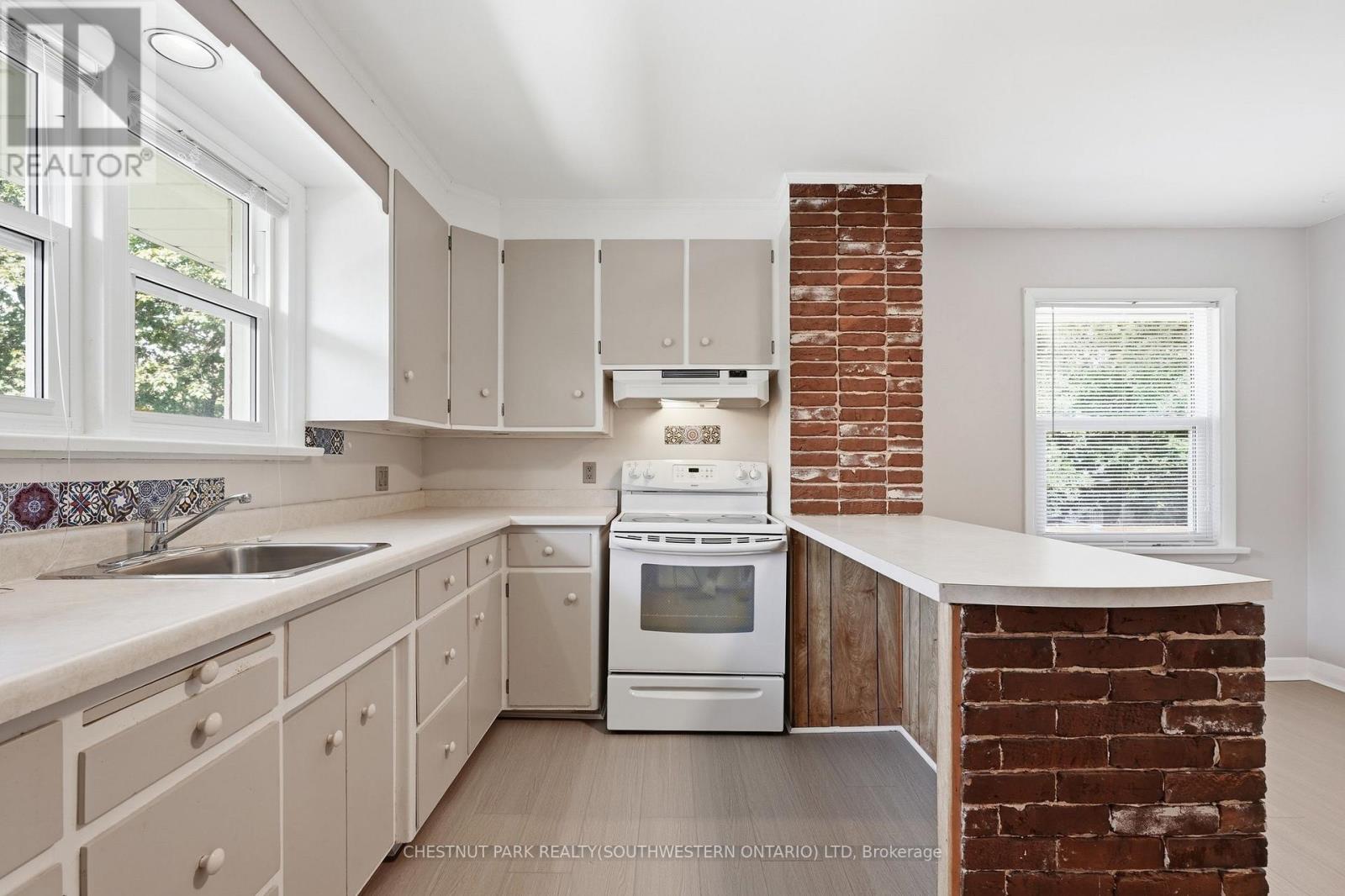 103 Marlborough Avenue, Kitchener, Ontario  N2M 1H7 - Photo 9 - X13767898