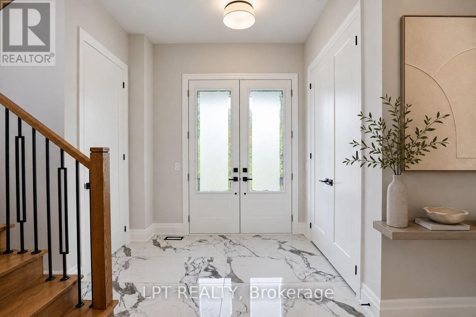 7 Richmond Park Drive, Georgina, Ontario  L4P 0H2 - Photo 20 - N13648730
