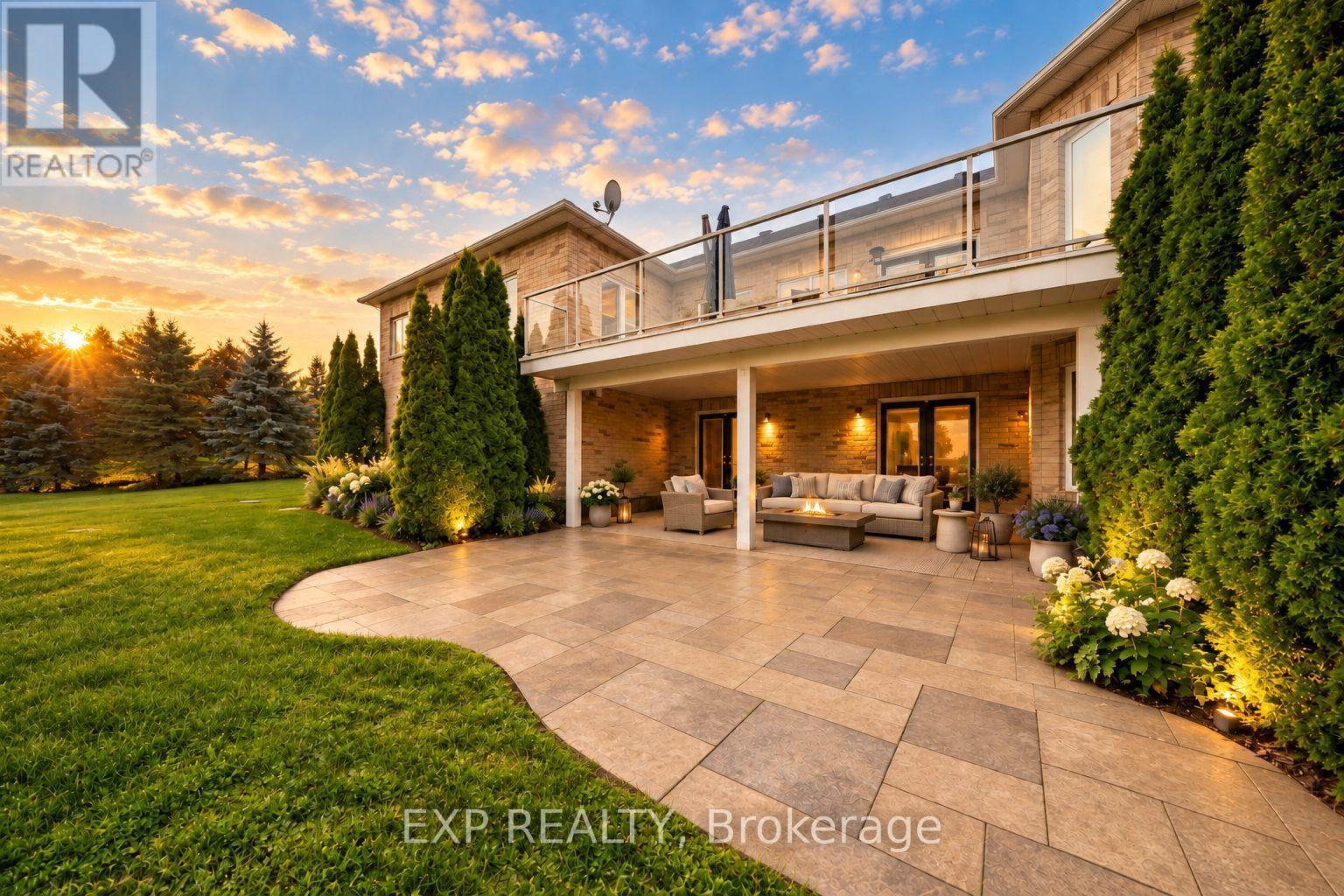 16 Hill Top Trail, Whitchurch-Stouffville, Ontario  L4A 7X4 - Photo 6 - N13767716