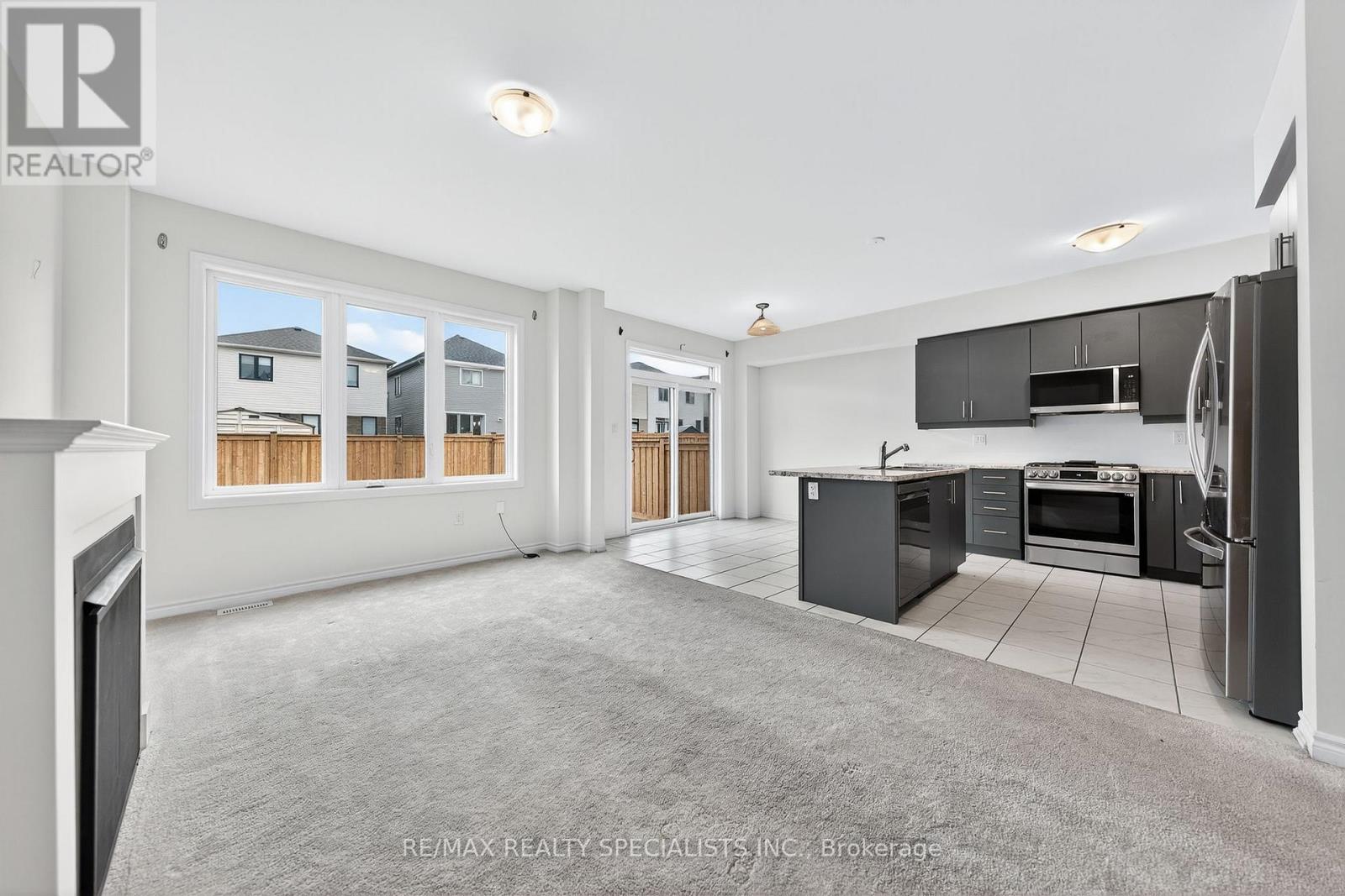 27 Harpin Way W, Centre Wellington, Ontario  N1M 0H8 - Photo 12 - X13767914