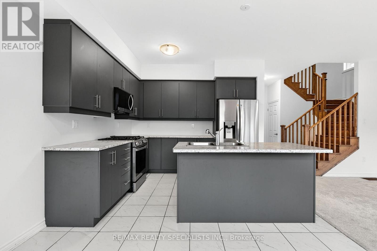 27 Harpin Way W, Centre Wellington, Ontario  N1M 0H8 - Photo 16 - X13767914