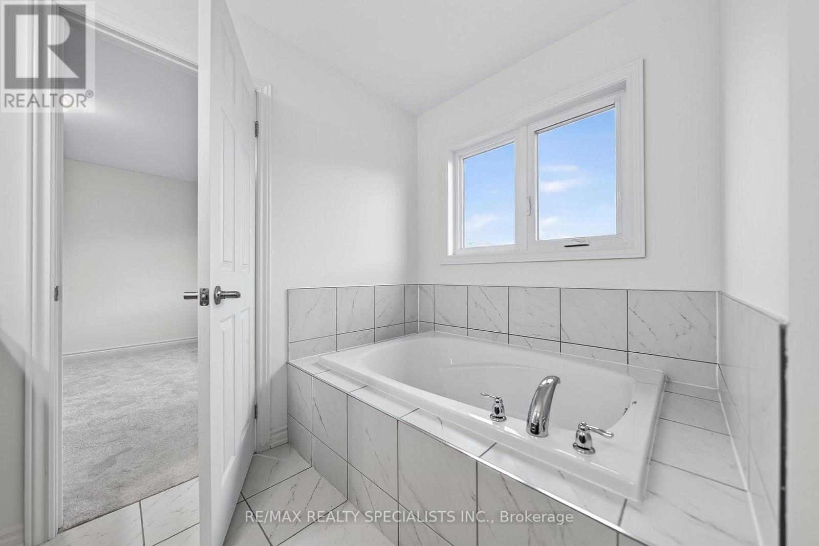 27 Harpin Way W, Centre Wellington, Ontario  N1M 0H8 - Photo 33 - X13767914