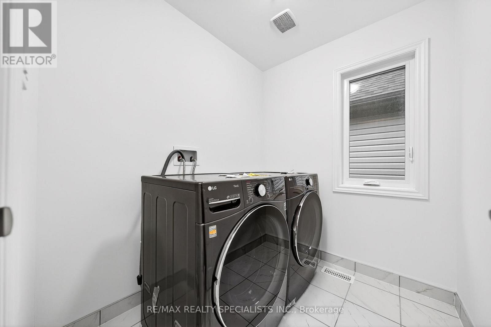 27 Harpin Way W, Centre Wellington, Ontario  N1M 0H8 - Photo 45 - X13767914