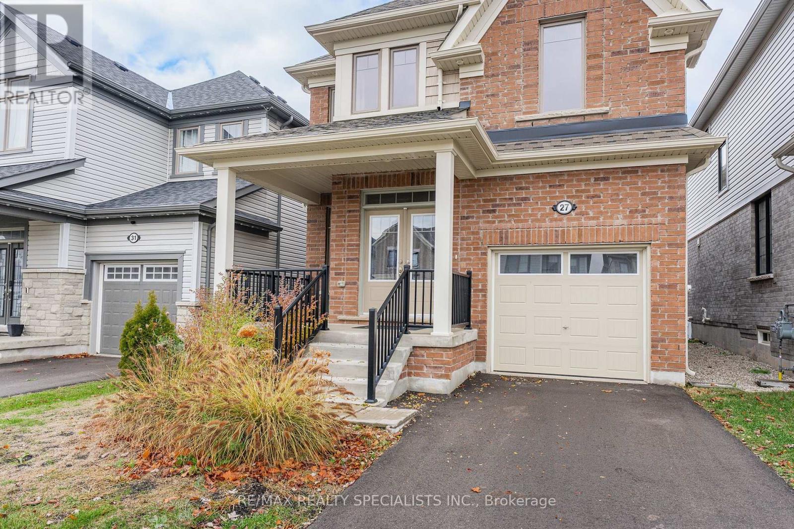 27 Harpin Way W, Centre Wellington, Ontario  N1M 0H8 - Photo 3 - X13767914