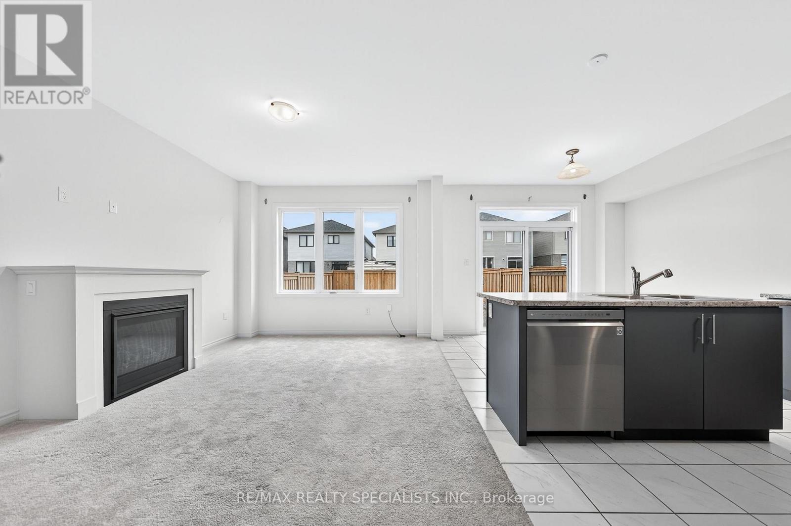 27 Harpin Way W, Centre Wellington, Ontario  N1M 0H8 - Photo 10 - X13767914
