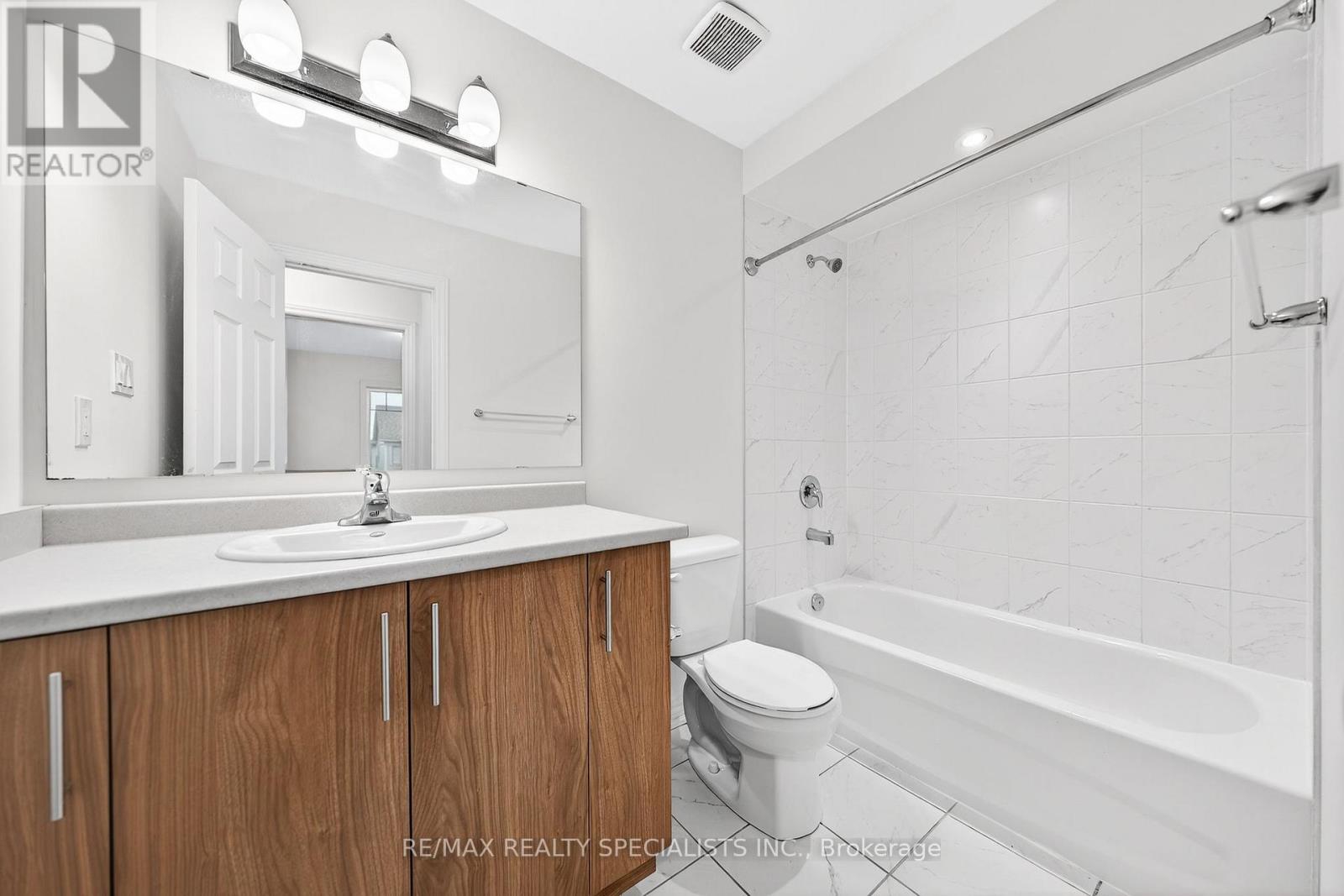 27 Harpin Way W, Centre Wellington, Ontario  N1M 0H8 - Photo 44 - X13767914