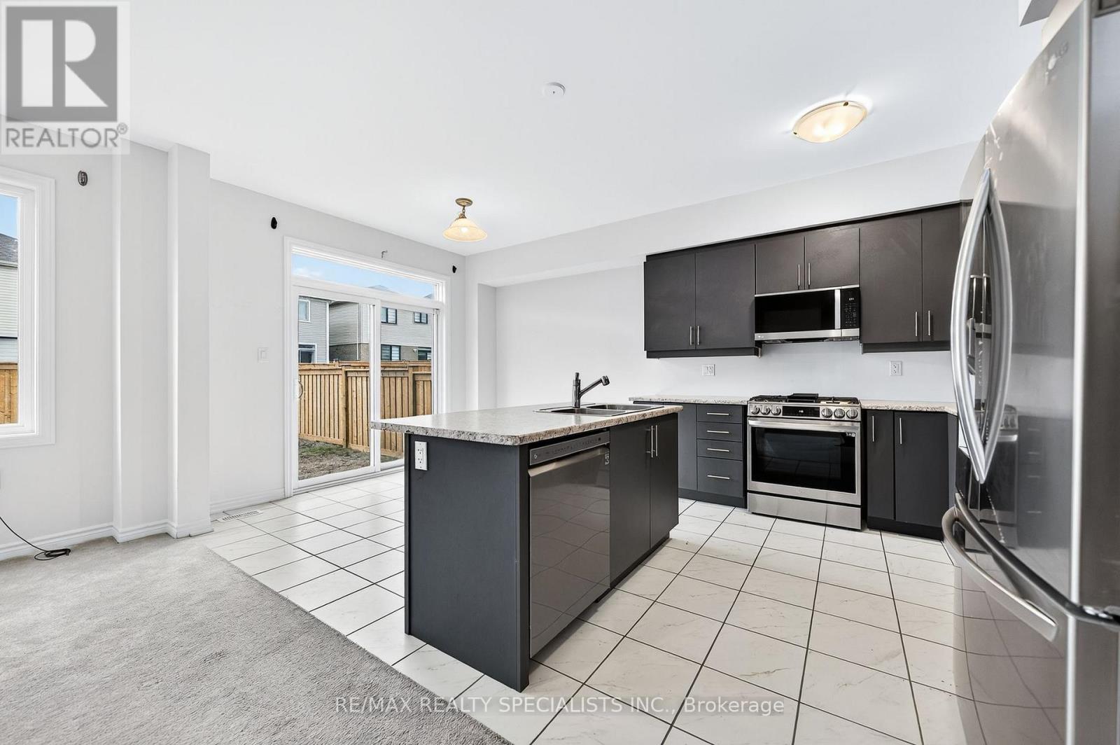 27 Harpin Way W, Centre Wellington, Ontario  N1M 0H8 - Photo 19 - X13767914