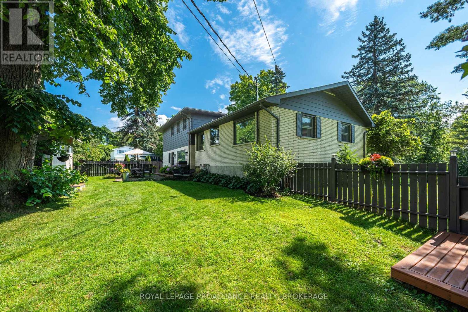 330 Elmwood Drive, Gananoque, Ontario  K7G 1P1 - Photo 13 - X13764830