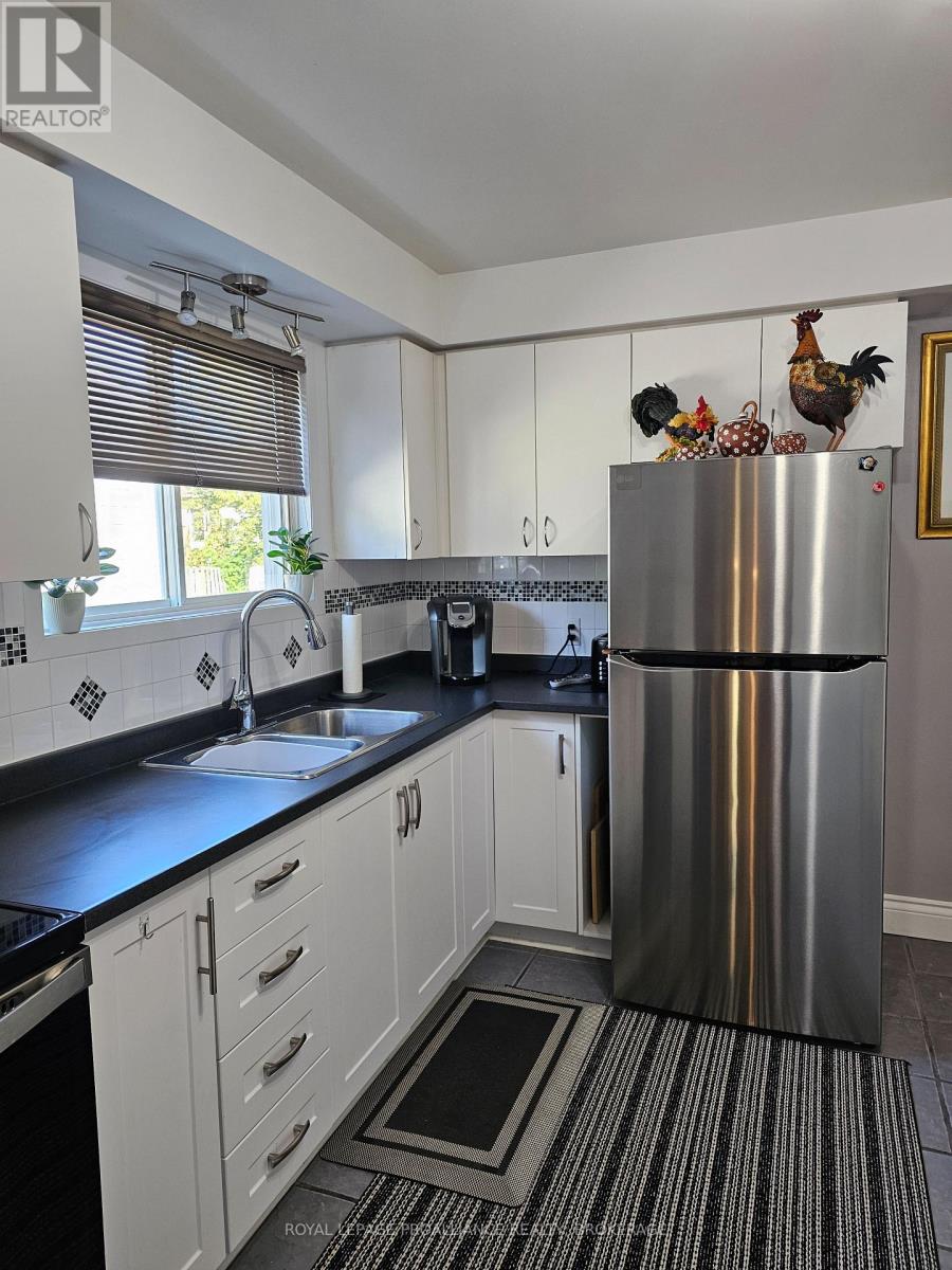 915 Warburton Crescent, Kingston, Ontario  K7M 8L3 - Photo 12 - X13767440