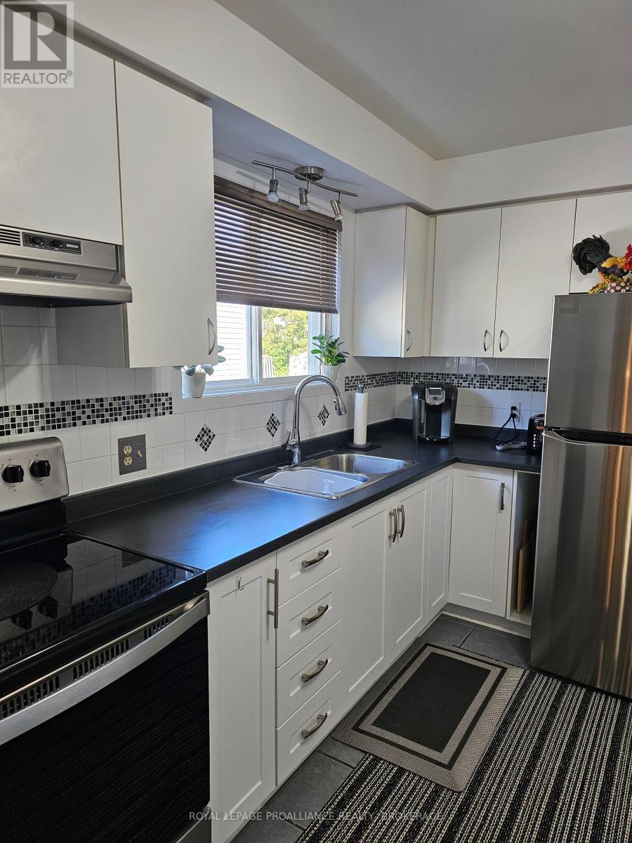 915 Warburton Crescent, Kingston, Ontario  K7M 8L3 - Photo 10 - X13767440