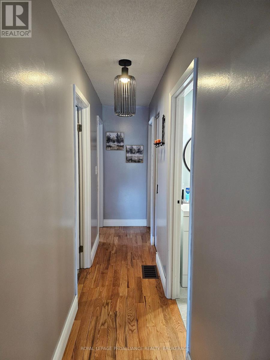 915 Warburton Crescent, Kingston, Ontario  K7M 8L3 - Photo 18 - X13767440