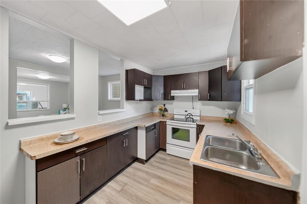 748 Simcoe Street, Winnipeg, Manitoba  R3E 2C4 - Photo 6 - 202622633