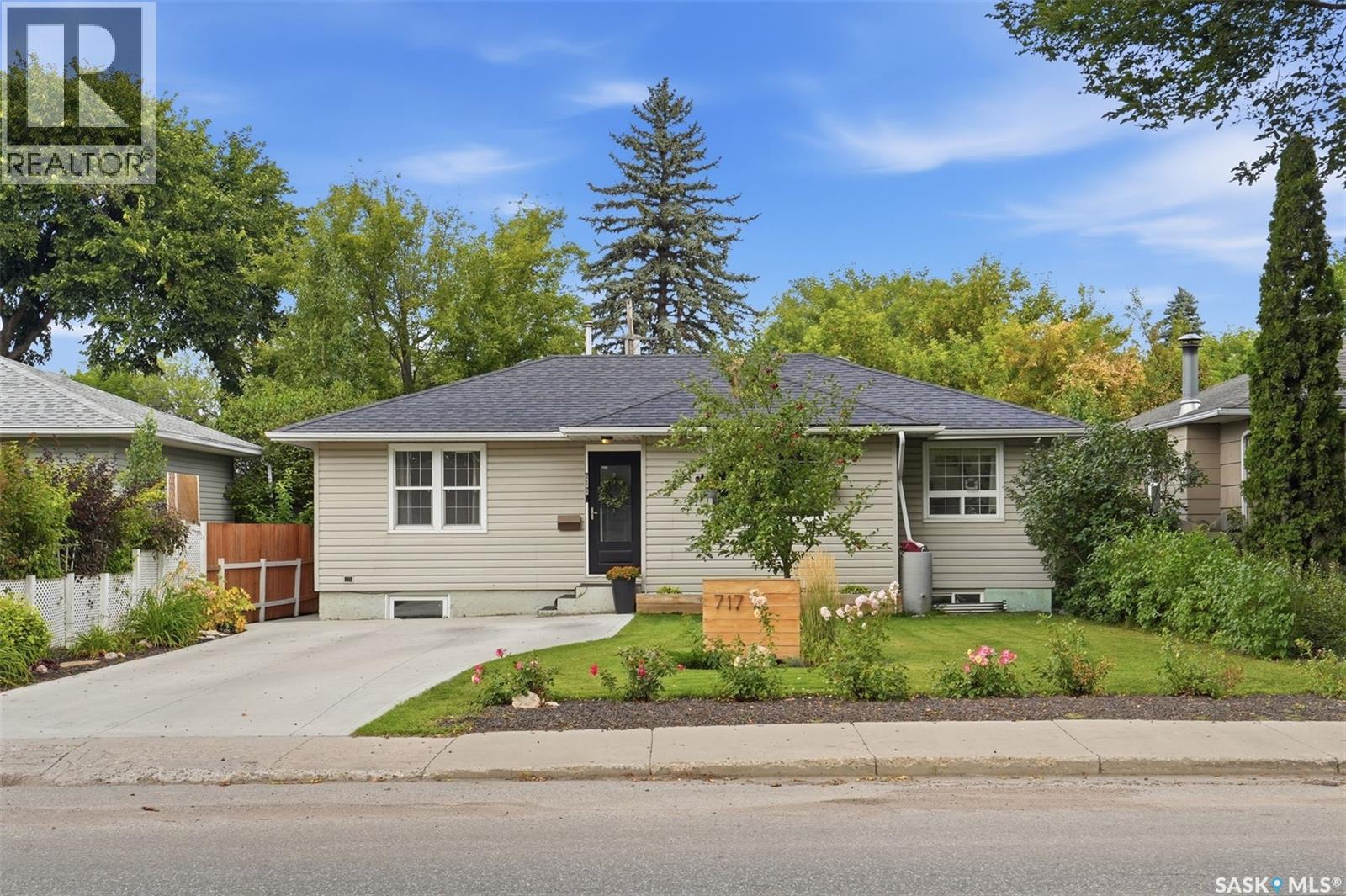 717 Taylor Street E, Saskatoon, Saskatchewan  S7H 1W1 - Photo 1 - SK048110