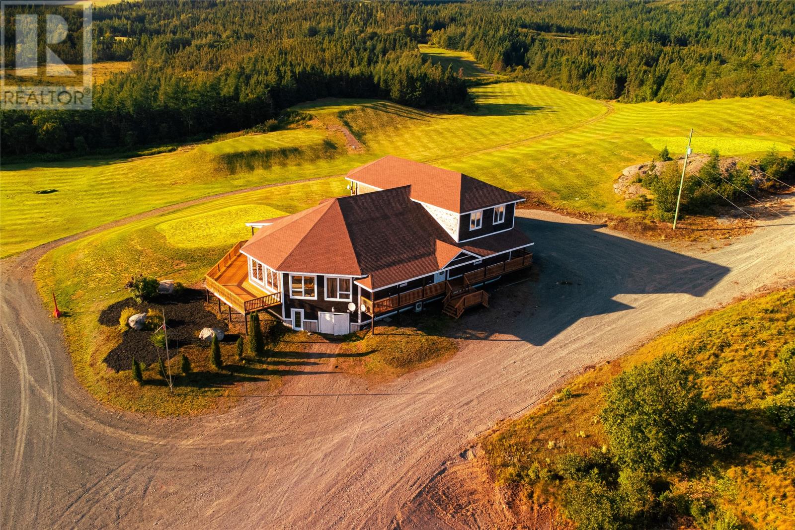 1 BROOKSIDE Road, HATCHET COVE