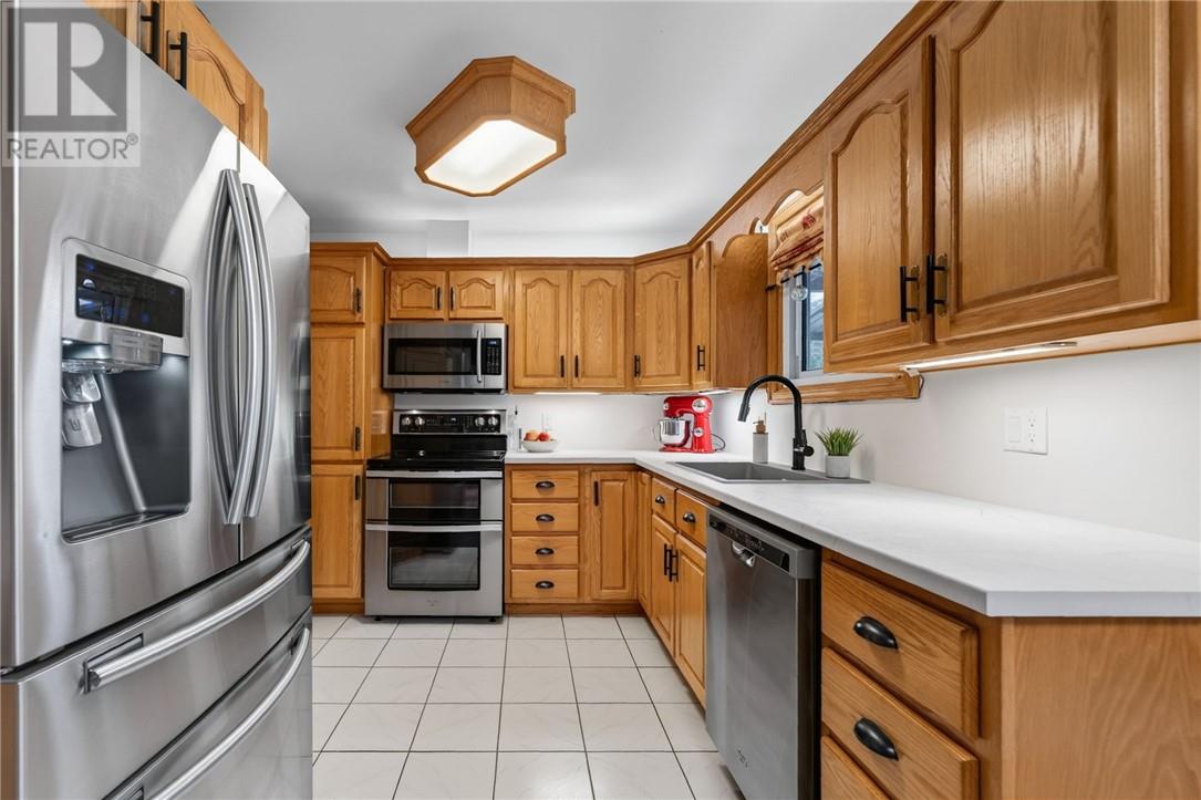 3797 Swanson Court, Val Caron, Ontario  P3N 1J5 - Photo 15 - 2130288