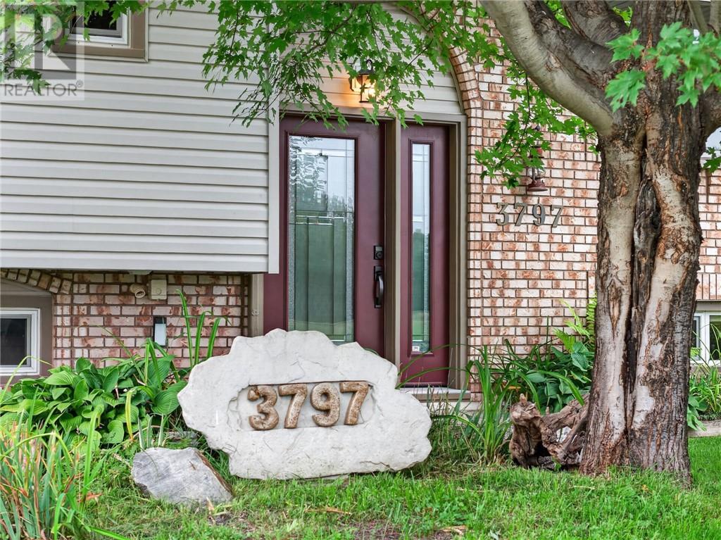 3797 Swanson Court, Val Caron, Ontario  P3N 1J5 - Photo 9 - 2130288