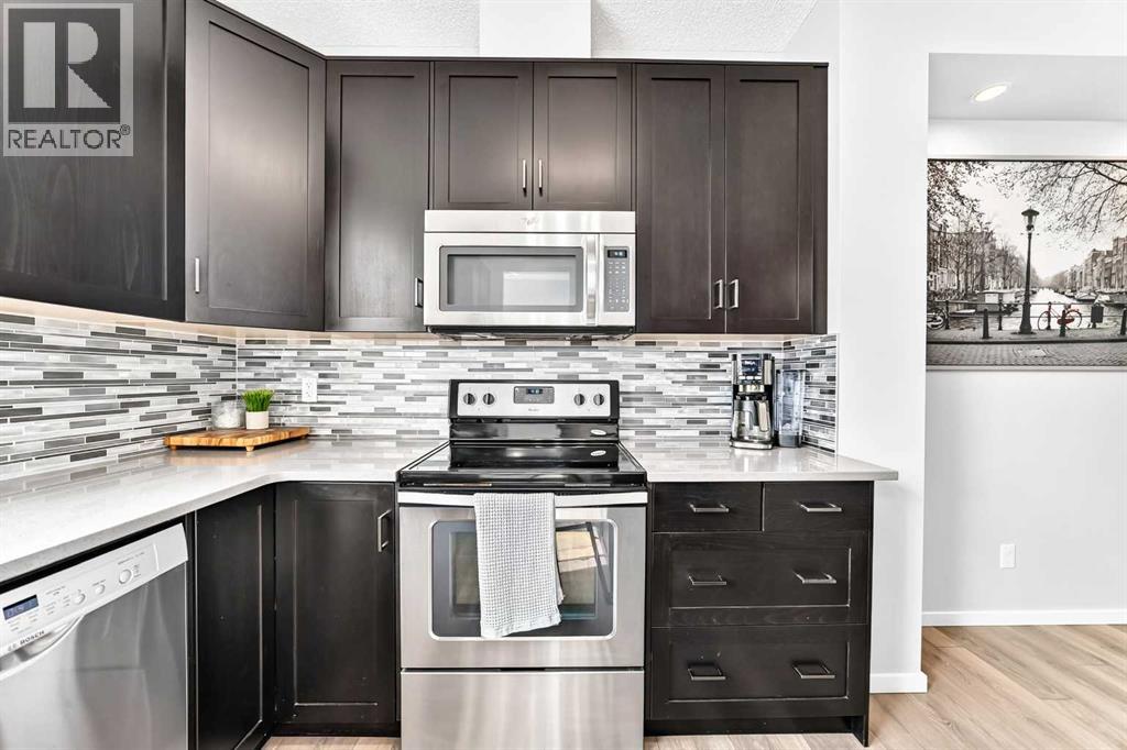 680 Walden Drive SE, Calgary, Alberta  T2X 0Z7 - Photo 8 - A2341661