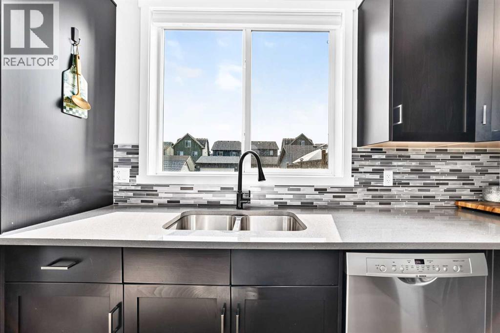 680 Walden Drive SE, Calgary, Alberta  T2X 0Z7 - Photo 7 - A2341661