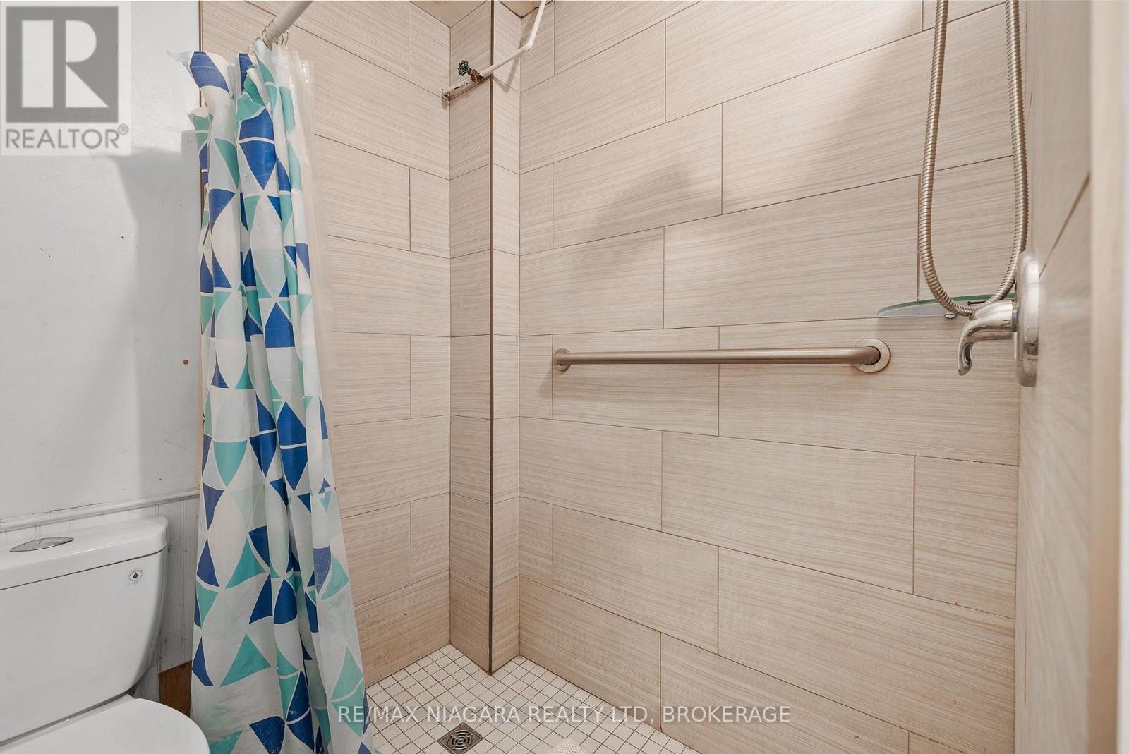 319 Davis Street, Thorold, Ontario  L2V 1G9 - Photo 28 - X13768324