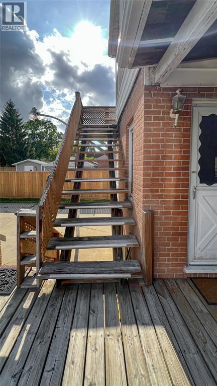 437 Bright Street, Sarnia, Ontario  N7T 4G7 - Photo 10 - 26021906