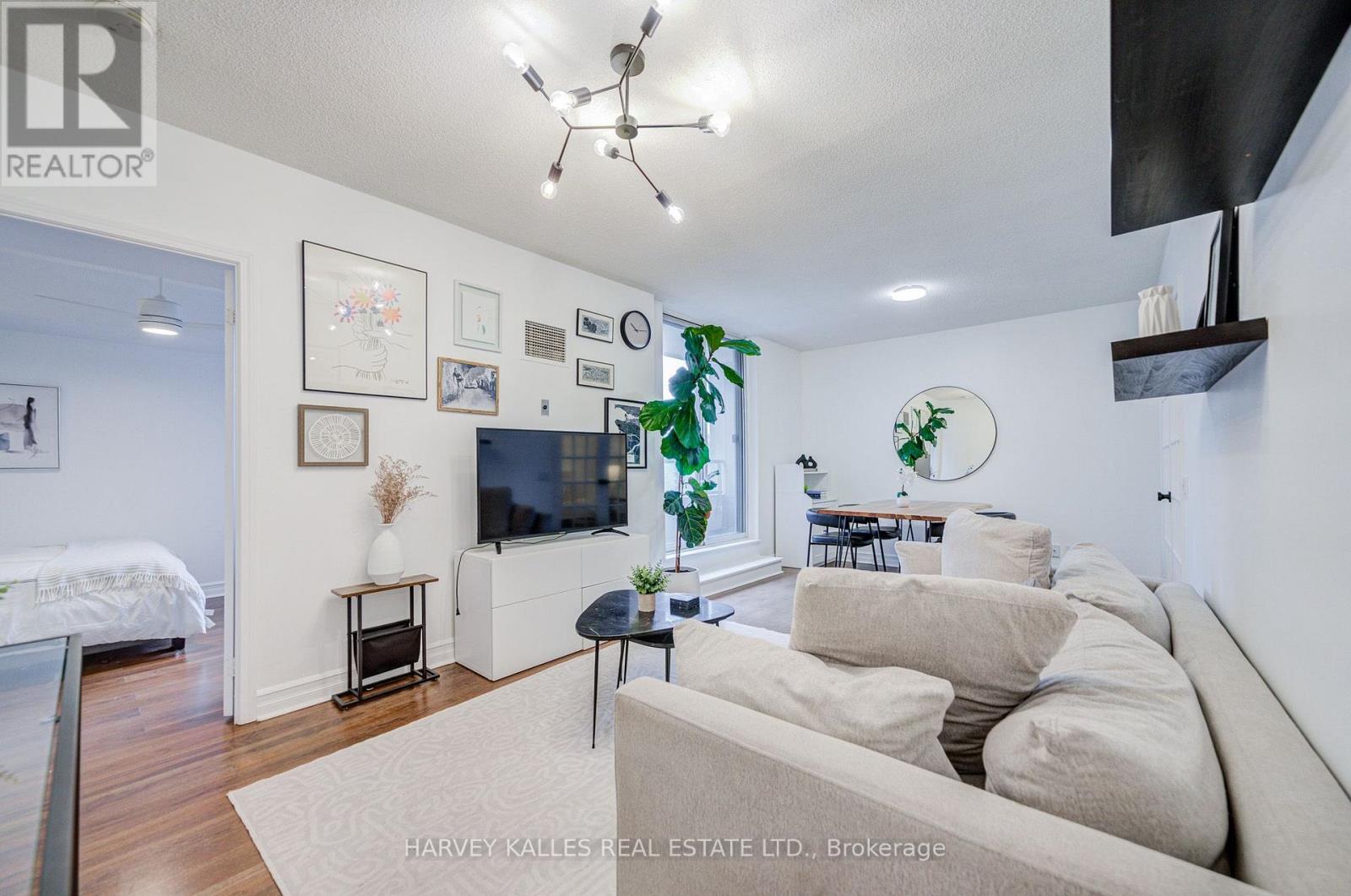 910 - 5 Rosehill Avenue, Toronto, Ontario  M4T 3A6 - Photo 9 - C13768074