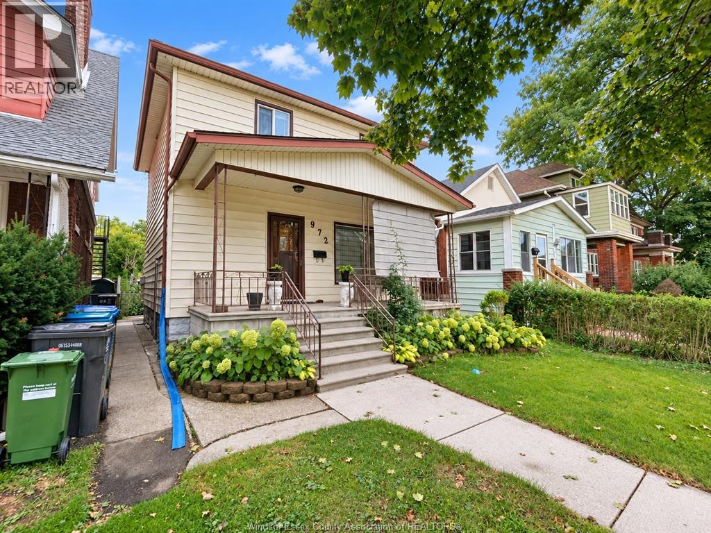 972 BRUCE, Windsor, Ontario