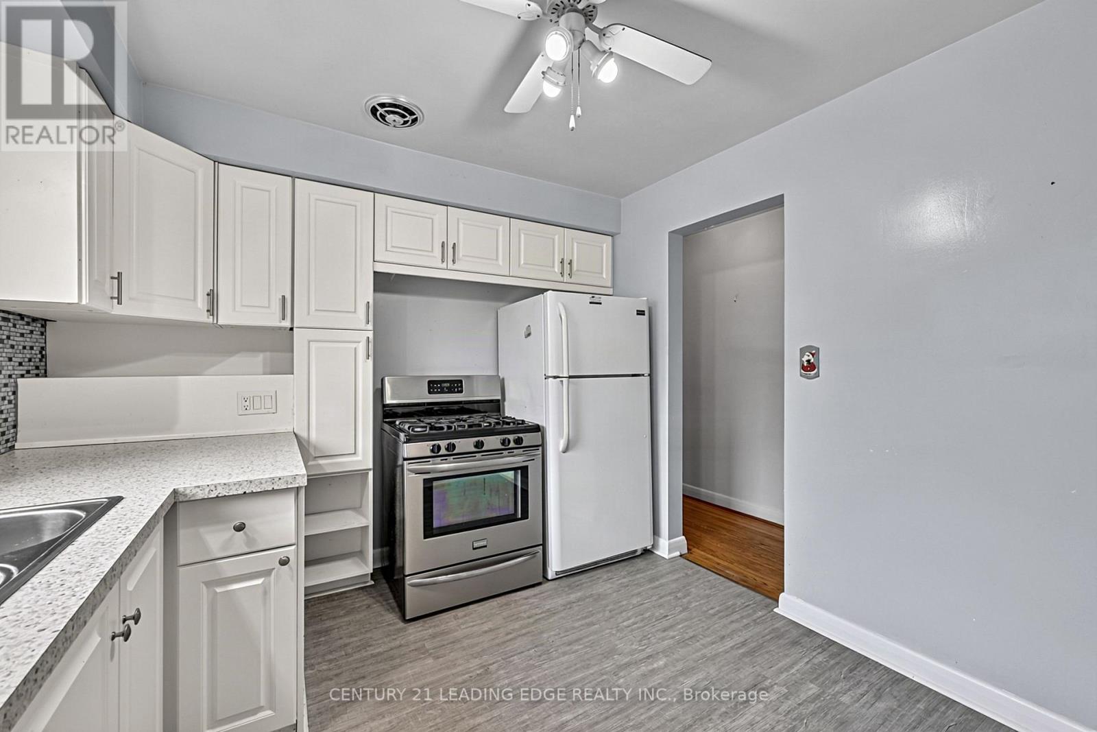 18 Romulus Drive, Toronto, Ontario  M1K 4C2 - Photo 13 - E13768170