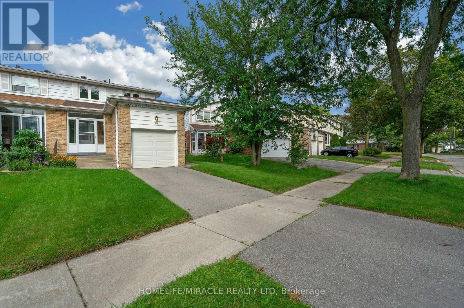 28 Rooksnest Trail, Toronto, Ontario  M1S 3W2 - Photo 7 - E13768228