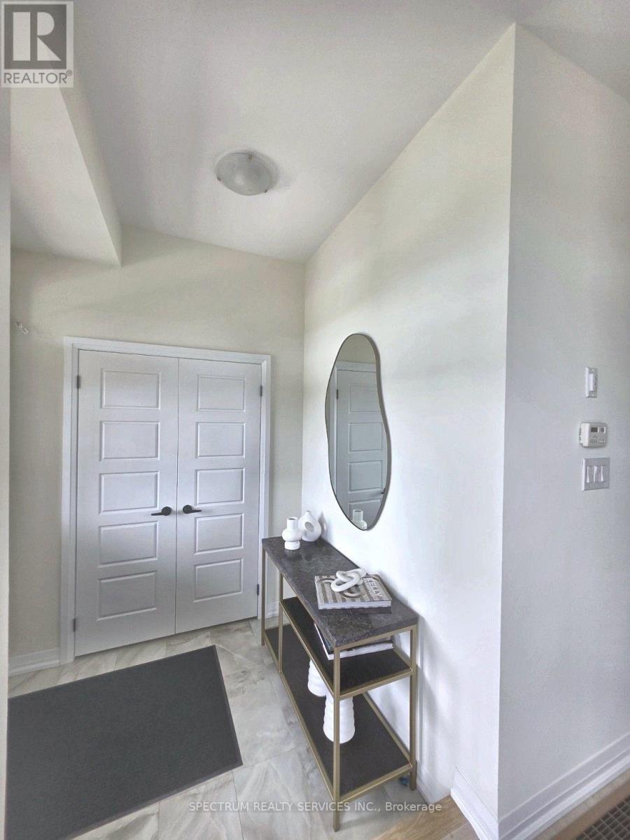 1522 Benson Street, Innisfil, Ontario  L9S 0S6 - Photo 2 - N13762196