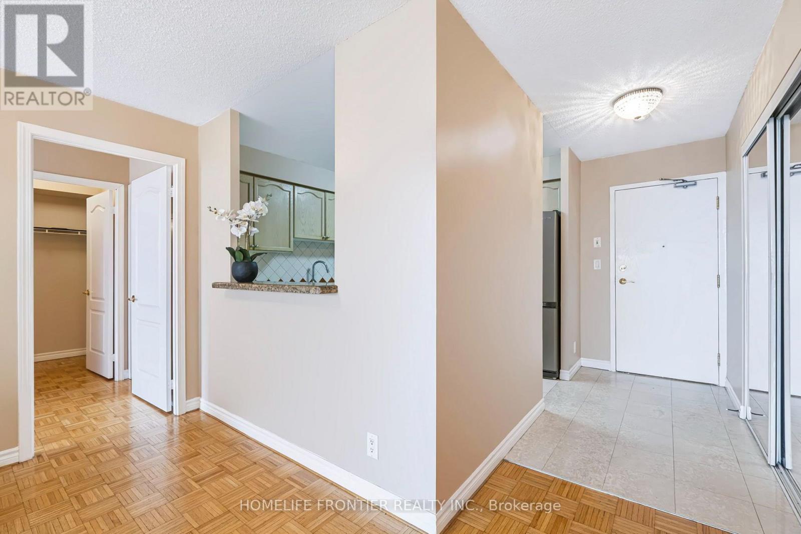 610 - 745 New Westminster Drive, Vaughan, Ontario  L4J 8J9 - Photo 16 - N13768014