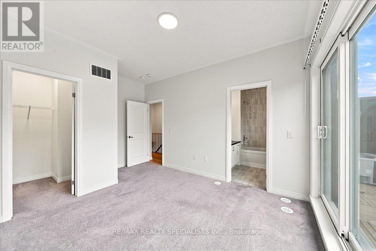 13 - 220 Dissette Street, Bradford West Gwillimbury, Ontario  L3Z 4M2 - Photo 18 - N13768066