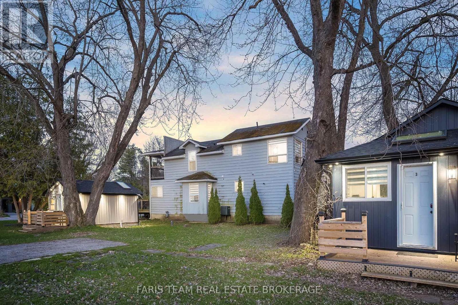 687 Innisfil Beach Road, Innisfil (Alcona), Ontario  L0L 2M0 - Photo 2 - N13768230
