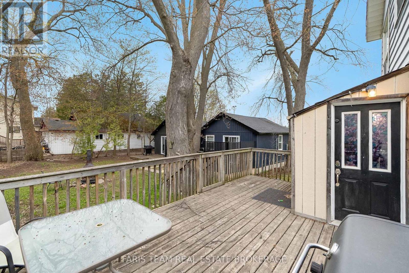 687 Innisfil Beach Road, Innisfil (Alcona), Ontario  L0L 2M0 - Photo 20 - N13768230