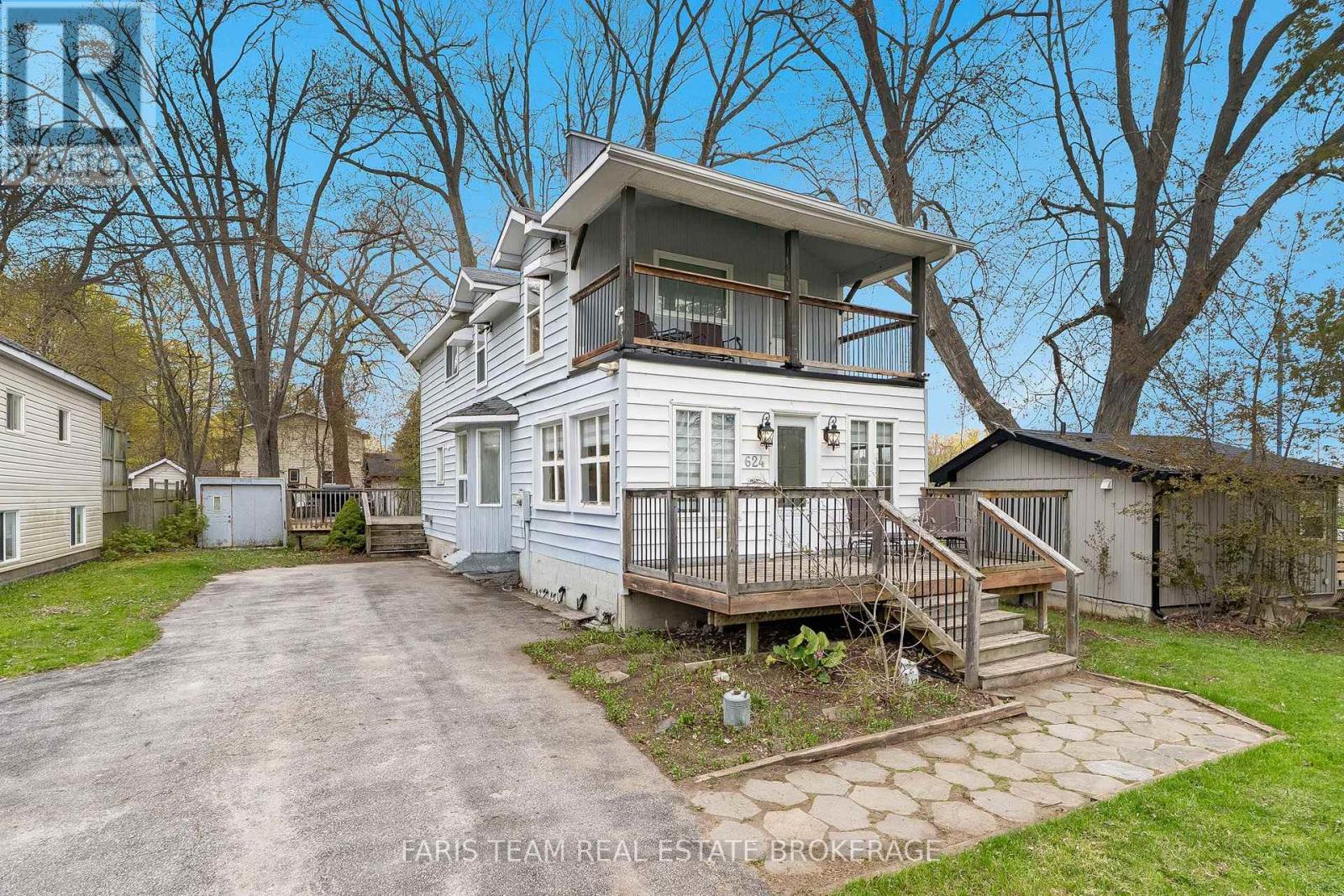 687 Innisfil Beach Road, Innisfil (Alcona), Ontario  L0L 2M0 - Photo 4 - N13768230