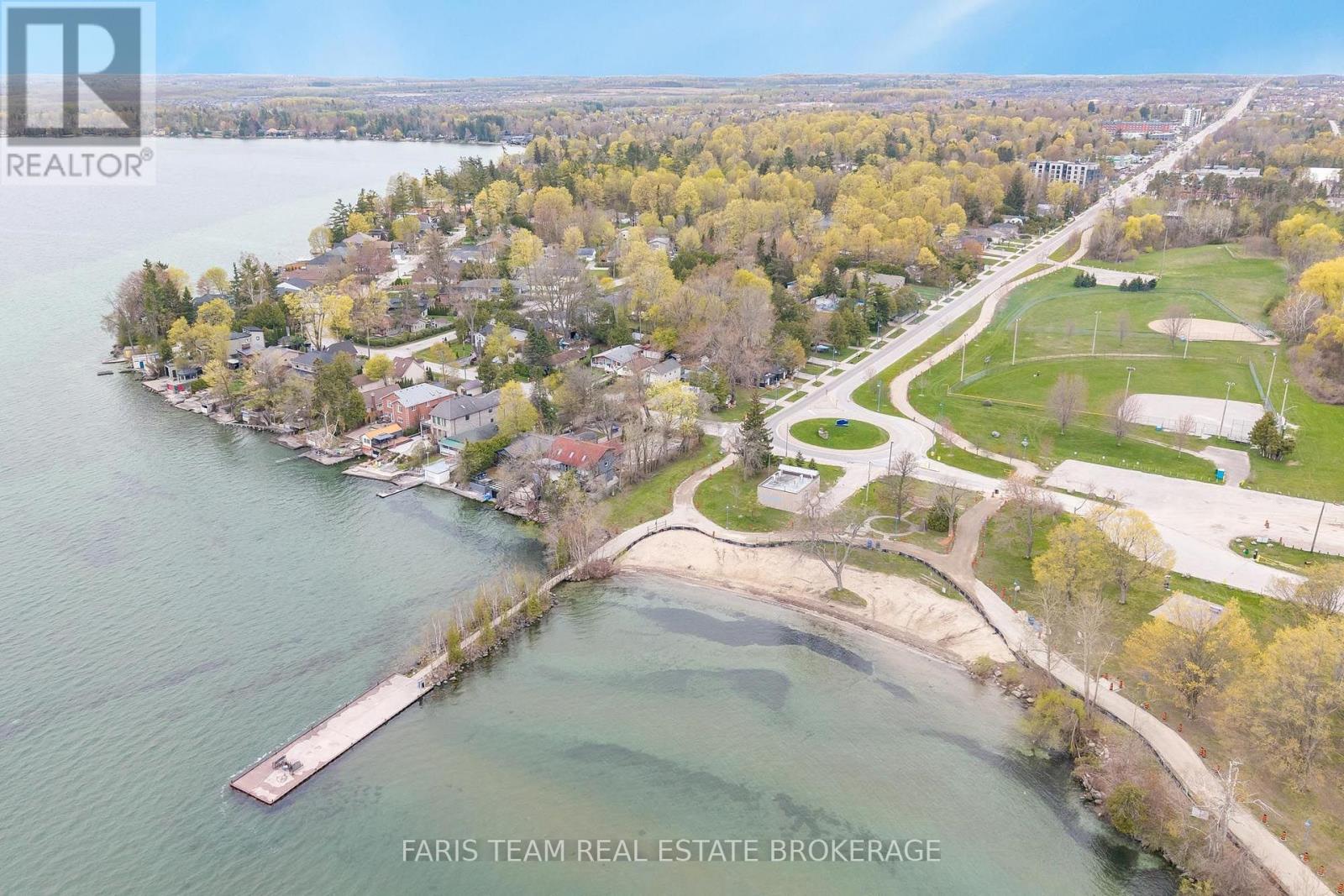 687 Innisfil Beach Road, Innisfil (Alcona), Ontario  L0L 2M0 - Photo 49 - N13768230