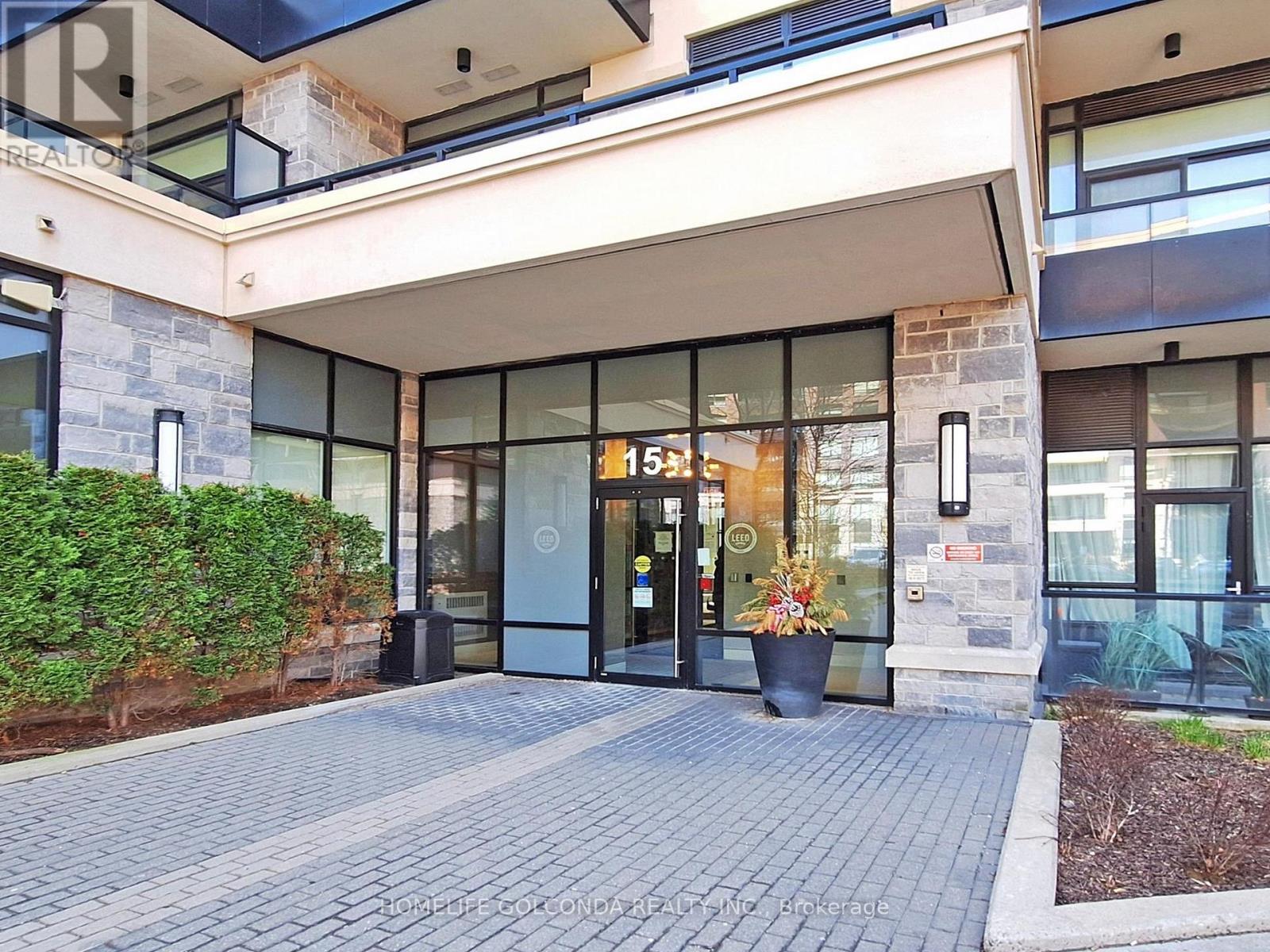 901 - 15 Water Walk Drive, Markham, Ontario  L6G 0G2 - Photo 3 - N13768290
