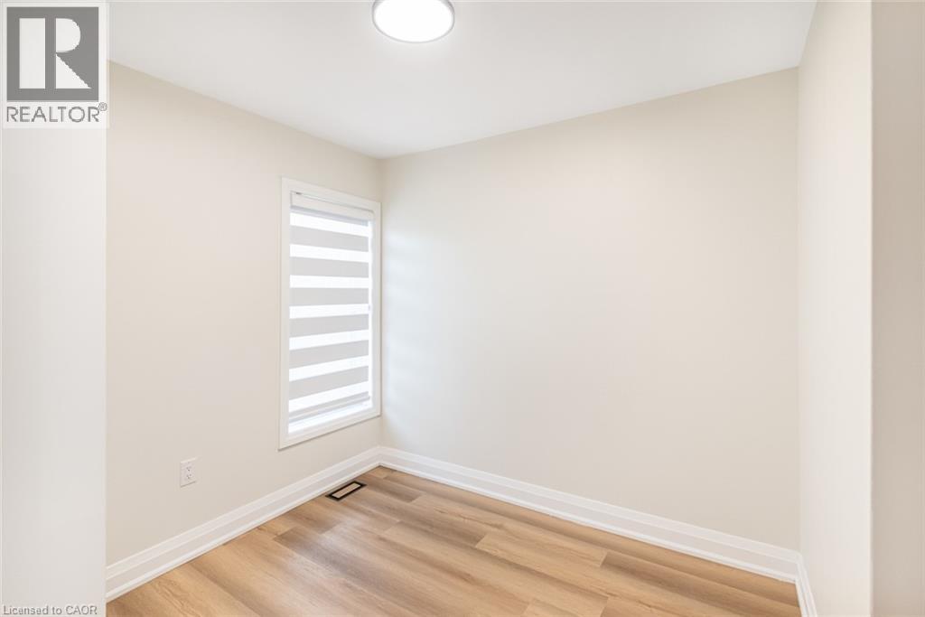 250 Rosslyn Avenue N, Hamilton, Ontario  L8L 7R1 - Photo 21 - 40862192