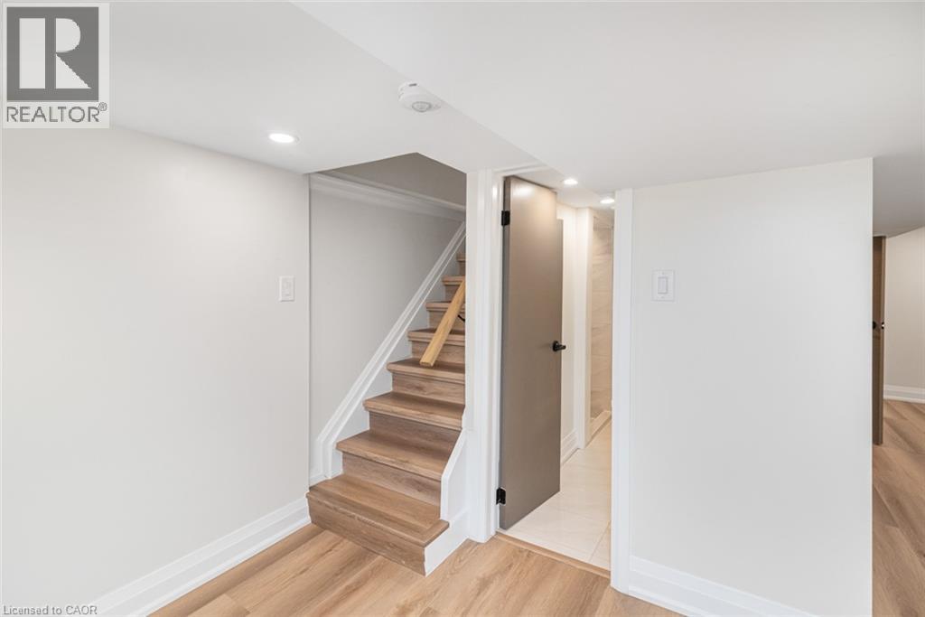 250 Rosslyn Avenue N, Hamilton, Ontario  L8L 7R1 - Photo 35 - 40862192