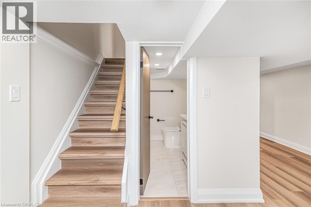250 Rosslyn Avenue N, Hamilton, Ontario  L8L 7R1 - Photo 36 - 40862192
