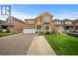 28 BOTTOMWOOD STREET, Brampton, Ontario